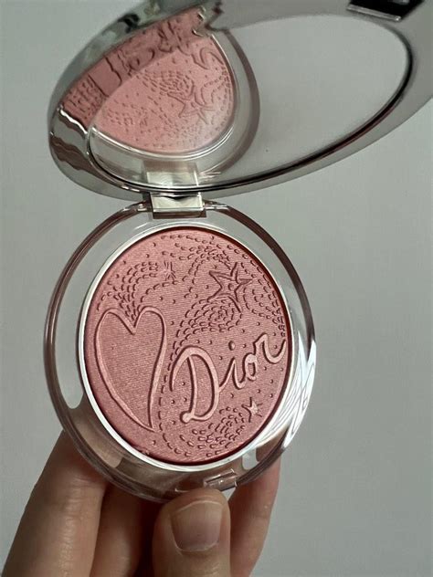 Dior Rising Star Diorskin Nude Luminizer