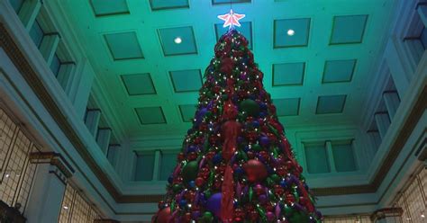 chicago macys walnut room giving early access  christmas