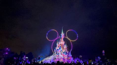 Video The Disney D Light Drone Show At Disneyland Paris Amazes Guests