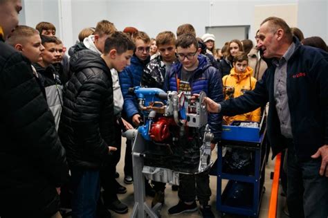 Экскурсия в Национальном детском технопарке — Национальный детский ...