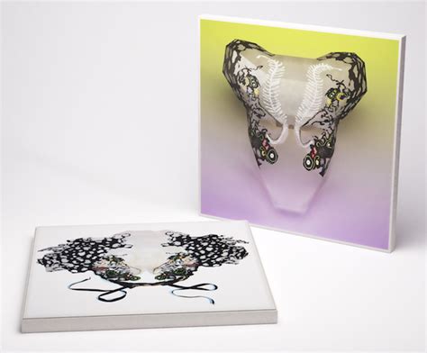 Björk to release Vulnicura Live as luxury vinyl box set with 3D mask ...