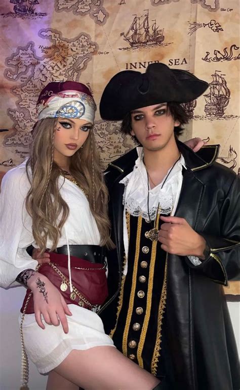 Couples Halloween Outfits Cute Couple Halloween Costumes Halloween