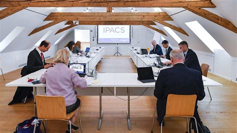 gallery media gallery