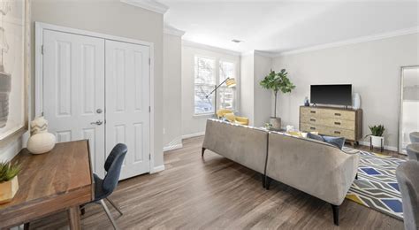 dedham station apartments jefferson  dedham station