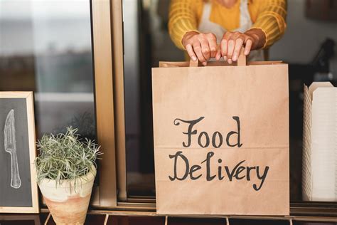 How to Keep Food Fresh During Delivery for UK Takeaways