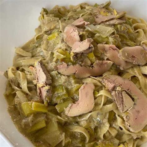 Recette de tagliatelles aux poireaux et foie gras pâtes Julie Andrieu