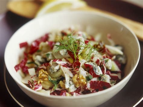 Fennel Radicchio And Blue Cheese Salad Recipe Eat Smarter Usa