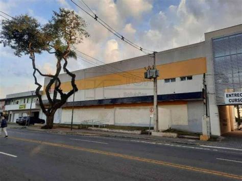 Ponto comercial na Avenida Vereador Toaldo Túlio 3126 São Braz