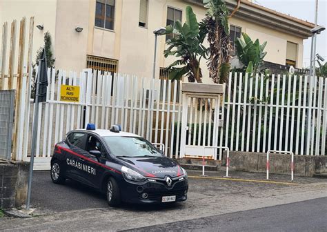 Madre Esausta Denuncia Ai Carabinieri Il Figlio Violento E Alcolizzato