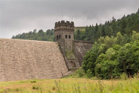 Derwent Reservoir in the Upper Derwent Valley Stock Image - Image of ...