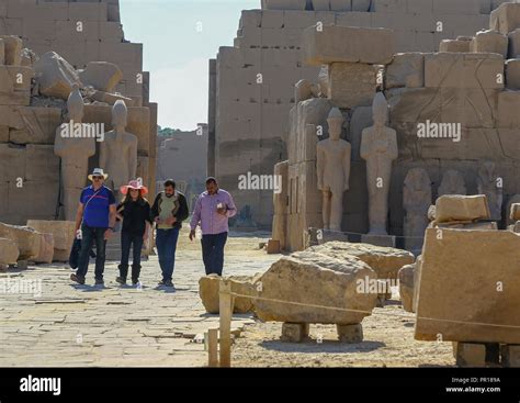 El Complejo Del Templo De Karnak Tambi N Conocido Como El Templo De