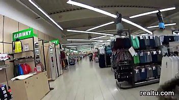 Sorprendente Checa Es Seducida En El Centro Comercial Y Follada En Pov XVIDEOS