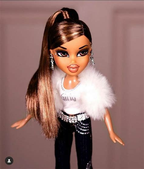 Pin By Анастасия Педоренко On Bratz Bratz Doll Makeup Bratz Doll