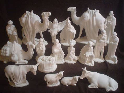 C663 Ceramic Bisque Large Holland Nativity Set Read To Paint