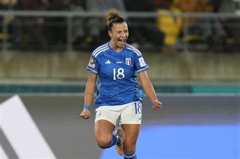 Italia Svizzera Calcio Femminile Oggi In Tv Orario Nations League