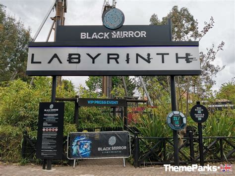 Black Mirror Labyrinth at Thorpe Park: review & photos