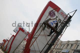 Banner Iklan Di Kelapa Gading Jakarta Datatempo