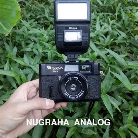 Kamera Analog Fujica M Hitam Original Flash Mikona Fotografi Di