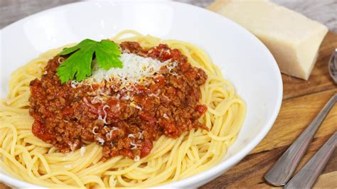 Bestes Spaghetti Bolognese Rezept Bolognese Sauce Selber Machen Youtube