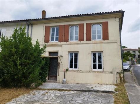 Maisons à rénover avec travaux à vendre Dompierre sur Charente 17610