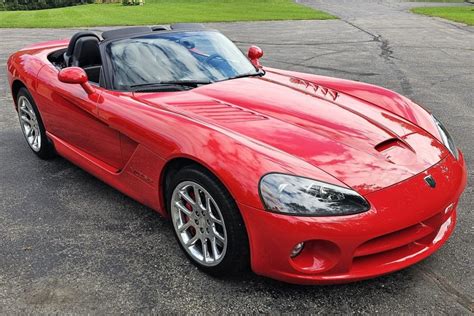 6k Kilometer 2004 Dodge Viper Srt 10 Roadster For Sale On Bat Auctions