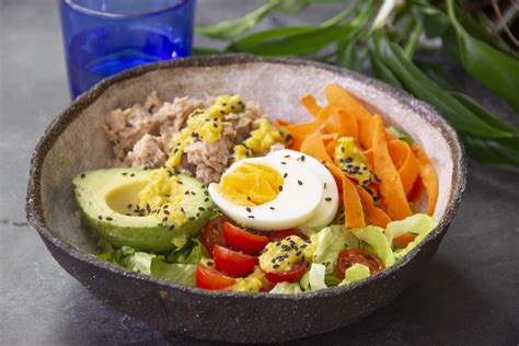 Cómo Hacer Un Bowl De Atún Fácil Comedera Recetas Tips Y Consejos Para Comer Mejor