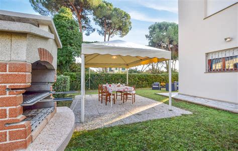 Ferienwohnung Lido Di Camaiore Italien In Lido Di Camaiore Novasol