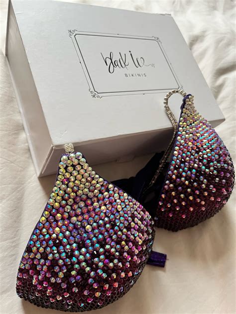 Second Hand Bikini Suits Kompak