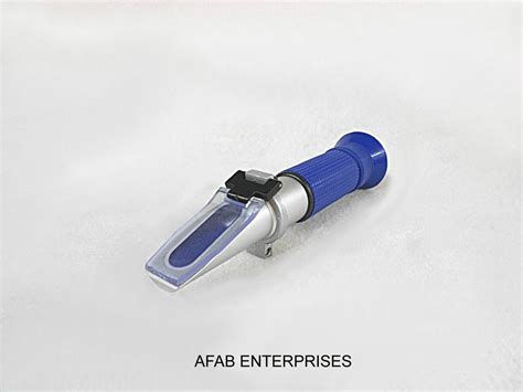 Handheld Refractometer Atc 0 50 Brix Refractometer