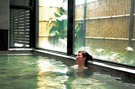 Scenic Hot Springs Naked Spa 大板根森林溫泉酒店