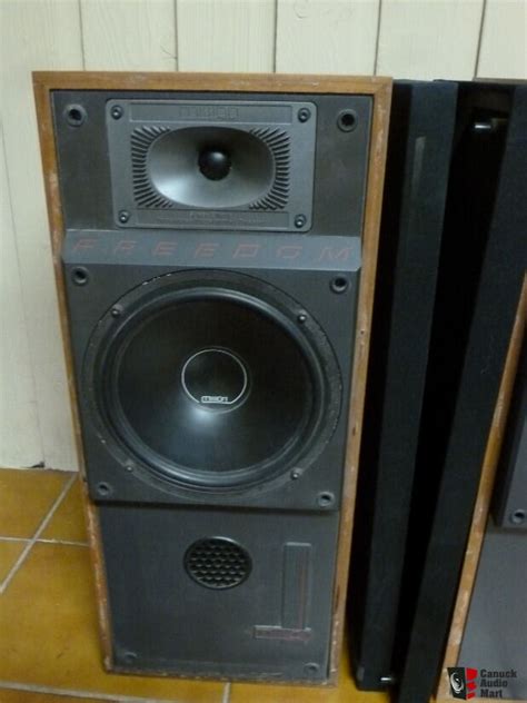 Mission Freedom V Speakers Sale Pending To Dom Photo Uk