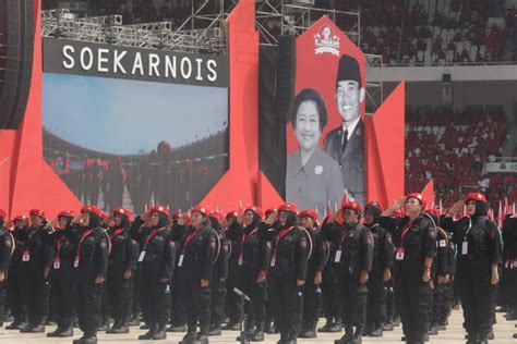 Diisukan Masuk PDIP Andika Perkasa Hadiri Puncak Bulan Bung Karno