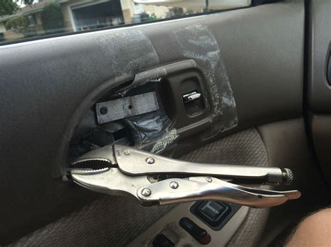 Broken car door handle? Not anymore! : r/thereifixedit