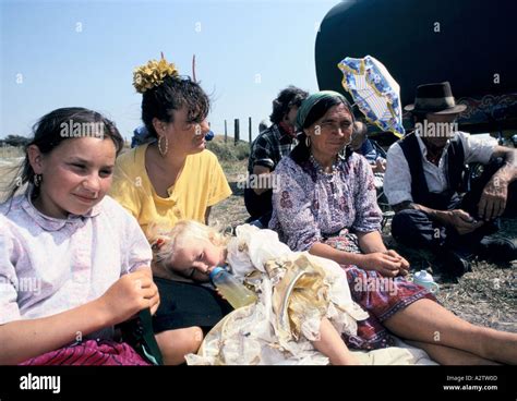 romany gypsy family the rawlings family 1990 Stock Photo - Alamy