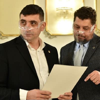 Au Uitat C Basarabia E Rom Nia Falsul Unionist George Simion I