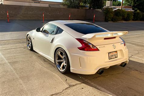 2022 Nissan 370z White