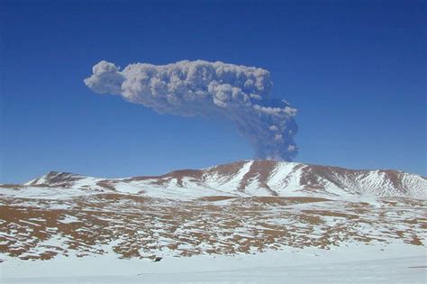 Volcanes De Chile Los Más Activos Y Peligrosos Vulcano Expediciones