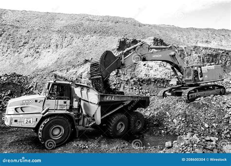 Open Pit Manganese Mining And Equipment Editorial Stock Image Image