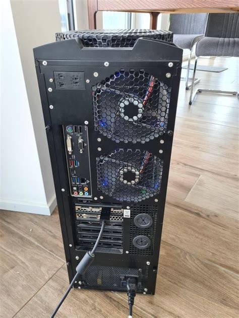 Gaming Pc Intel I7 6700k 400ghz Gtx1070 8gb 36tb Kaufen Auf Ricardo