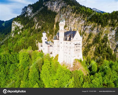 Neuschwanstein Castle aerial view – Stock Editorial Photo © saiko3p ...