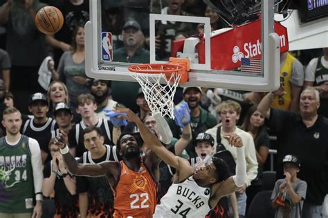 Middleton sends Bucks past Suns to tie NBA Finals at 2-2 - TheGrio