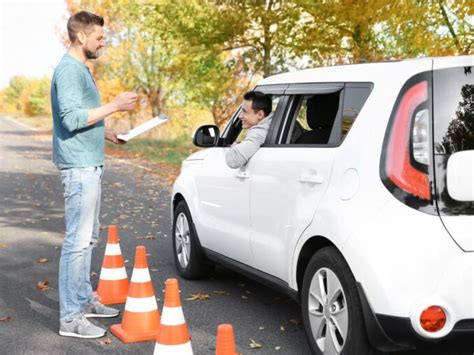 Quelle Voiture 7 Places Choisir En 2024 Logo Voiture