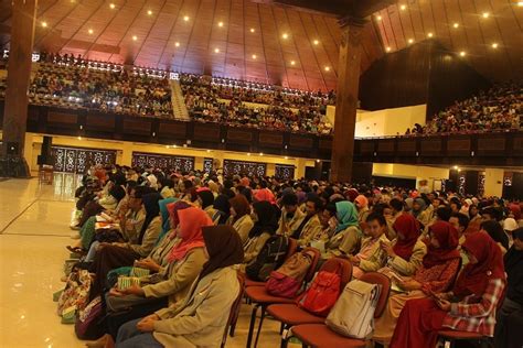 UGM Adakan Pembinaan Bagi Penerima Beasiswa Bidik Misi Direktorat