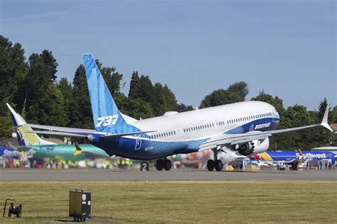 Boeing Completa El Primer Vuelo Del B 737 10 Fly News