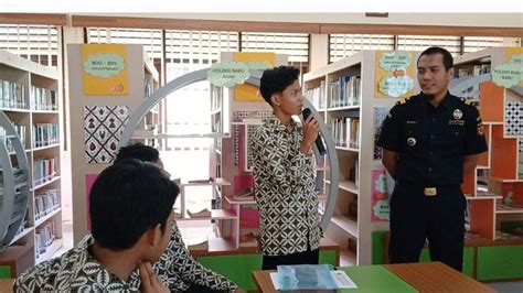 Foto Bea Cukai Kenalkan Pendidikan Kepabeanan Lewat Kunjungan Ke Sekolah