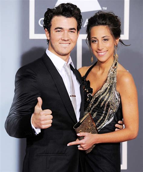 Kevin Jonas And Danielle Jonas Relationship Timeline Us Weekly