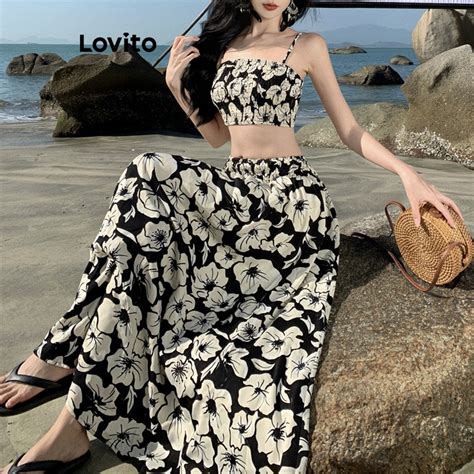 Lovito Casual Ditsy Floral Flowers Smocked Skirt Sets For Women