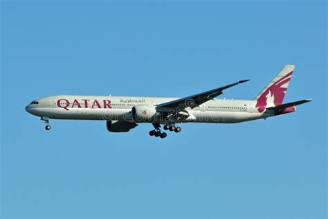 Qatar Airways Landing Editorial Photography Image Of Plane 7572347