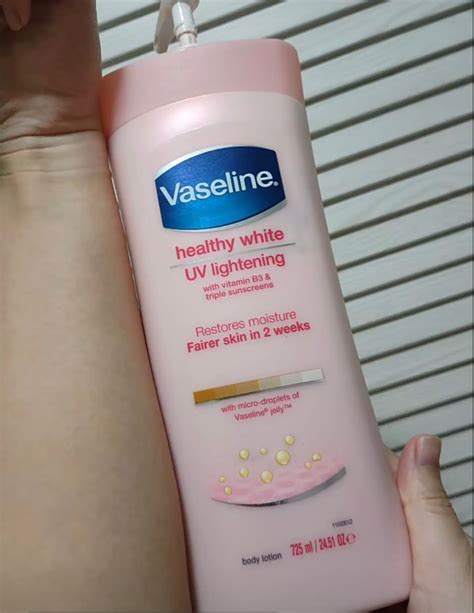 725ml VASELINE Healthy White UV Lightening Body Lotion With Triple