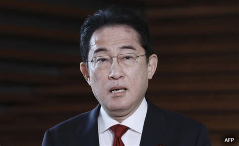 Japan Prime Minister Fumio Kishida Evacuated After Blast Throughout His